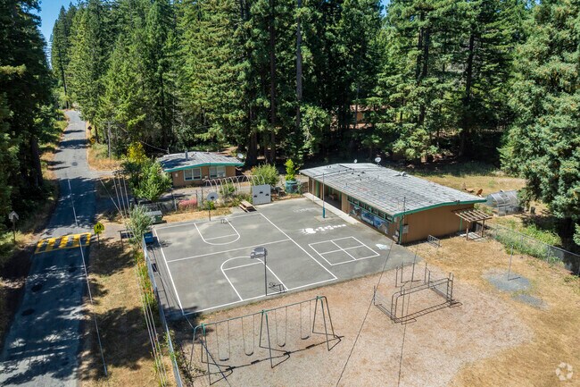 Kashia Elementary School serves grades K-8.