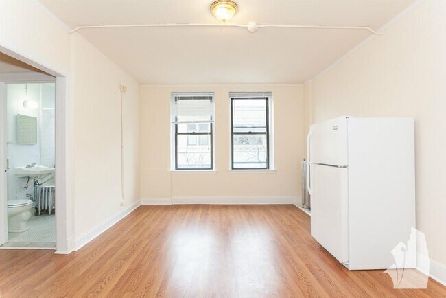 2779 N Milwaukee Ave unit 220, Chicago, IL 60647 - photo 7
