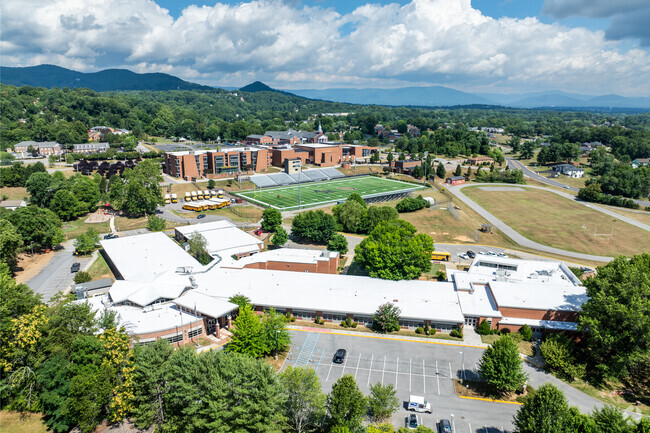 The sprawling grounds of Cave Spring Elementary School.