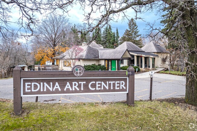 The Edina Art Center is a community art center offering classes for all ages and abilities.