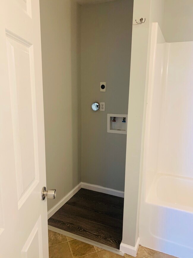 1416 7th Ave unit 21, Huntington, WV 25701 - photo 6