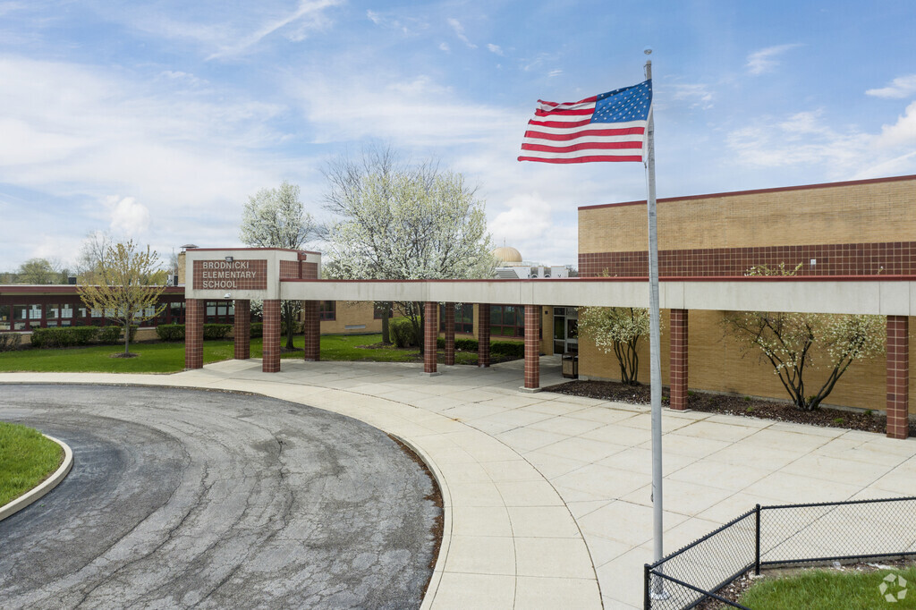 Frank A Brodnicki Elementary School