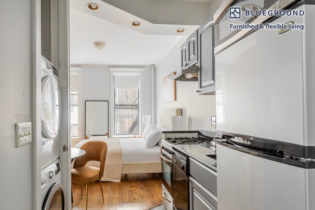 53 Leroy St unit FL2-ID1887, New York, NY 10014 - photo 5