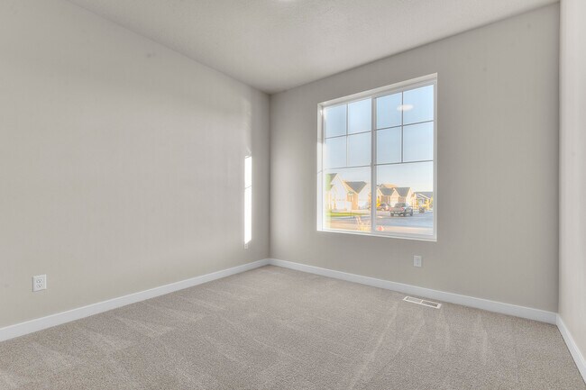 1271 E Desert Peak St, Eagle Mountain, UT 84005 - photo 7