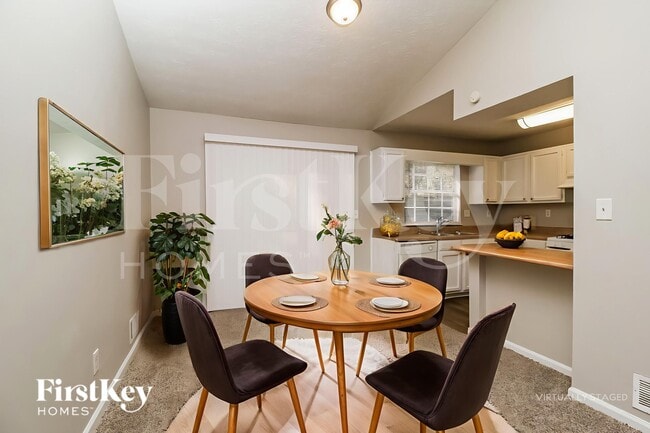 457 Maid Marion Ln, Stone Mountain, GA 30087 - photo 6