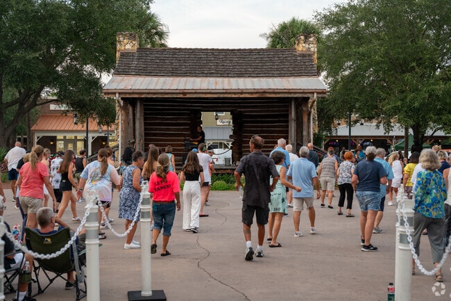 Brownwood Paddock Nightly Entertainment