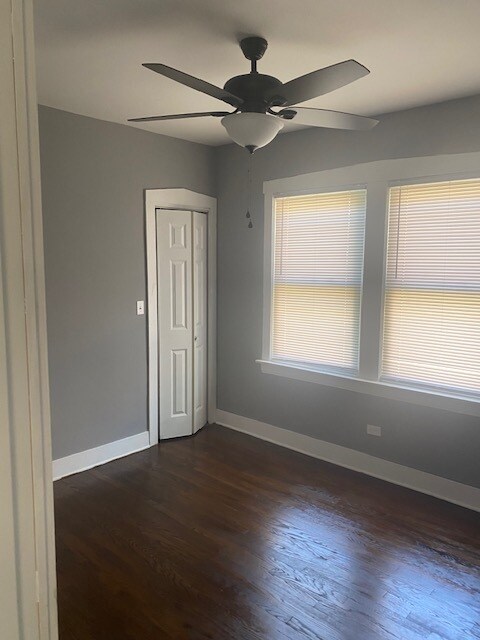 7940 S Kingston Ave unit 2, Chicago, IL 60617 - photo 6