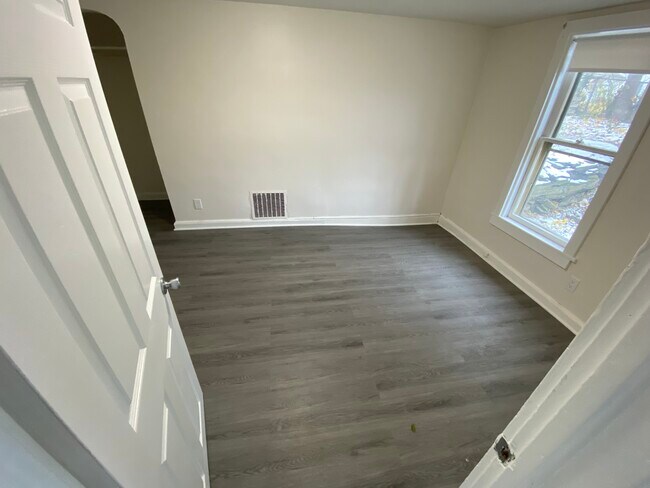 98 Pennsylvania Ave unit 2, Binghamton, NY 13903 - photo 7