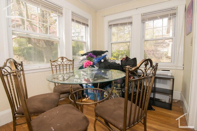 169 Winchester St unit 1, Brookline, MA 02446 - photo 4