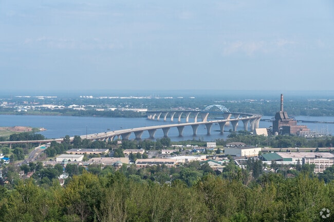 You have a clear view of the waterfront and bridges from the top of Quarry Park in Cody.
