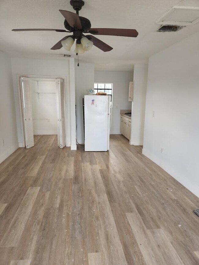 326 SW 62nd Ave Unit Rear unit, Miami, FL 33144