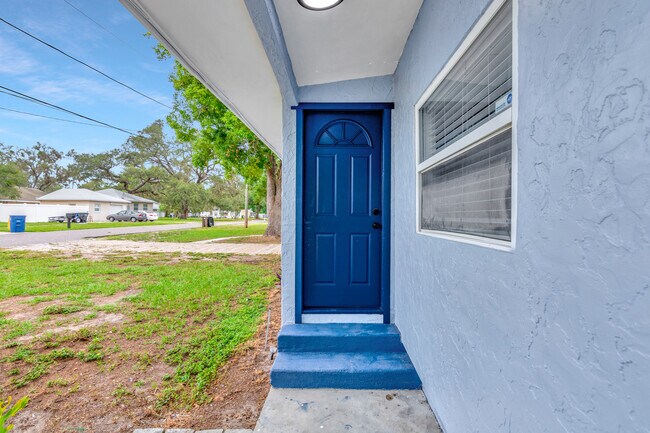 1515 Sadlon Ave, Clearwater, FL 33756 - photo 5