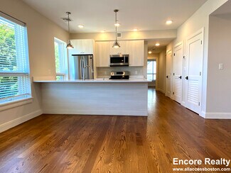 1 Everett Square Unit 204, Boston, MA 02134