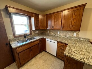 114 10 1 4 St SE, Rochester, MN 55904