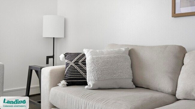 777 Preston St unit 29L, Houston, TX 77002 - photo 3