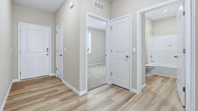 1292 Pleasant Hill Place, Fort Wayne, IN 46818 - photo 5