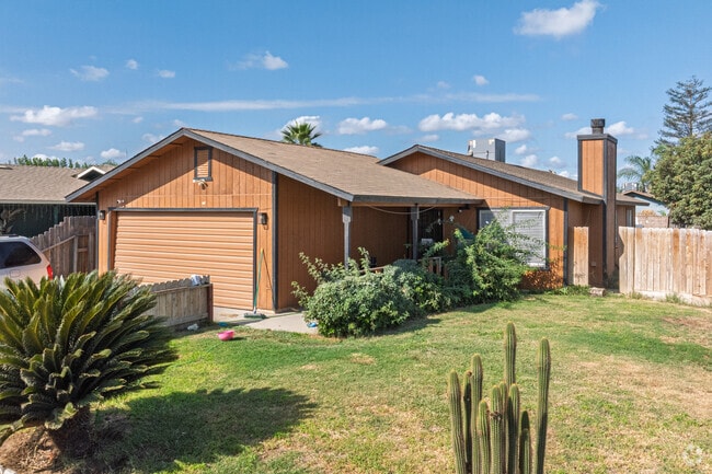 Many of the new traditional style homes in Goshen have large front yards.