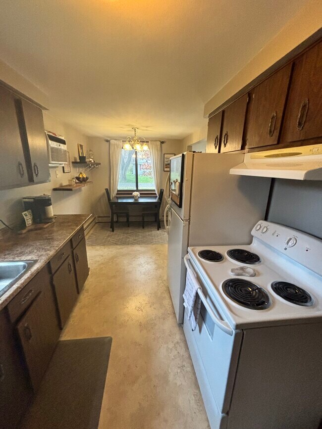 169 Jefferson Ave unit 2, North Tonawanda, NY 14120 - photo 6