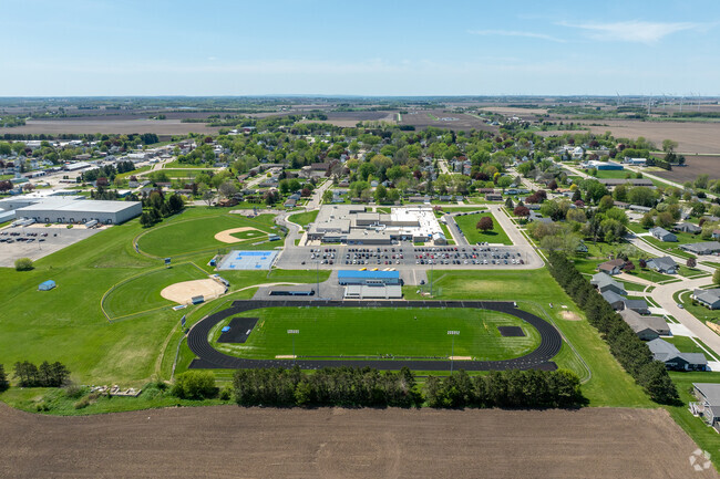 Randolph Elementary School is a public school located in Randolph, WI.