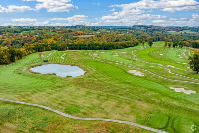 Residents of Manor Township Armstrong can enjoy the 9-hole golf course at Kittanning Country Club.