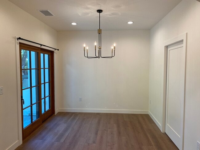 1077 E Howard St, Pasadena, CA 91104 - photo 5