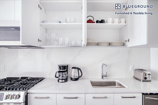 949 1st St SE unit FL10-ID302, Washington, DC 20003 - photo 6