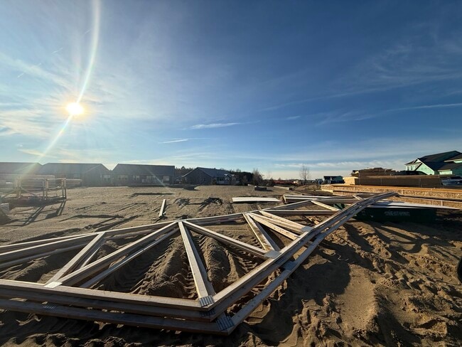 13676 Zelenka Farms Ln, Holland, MI 49424 - photo 2