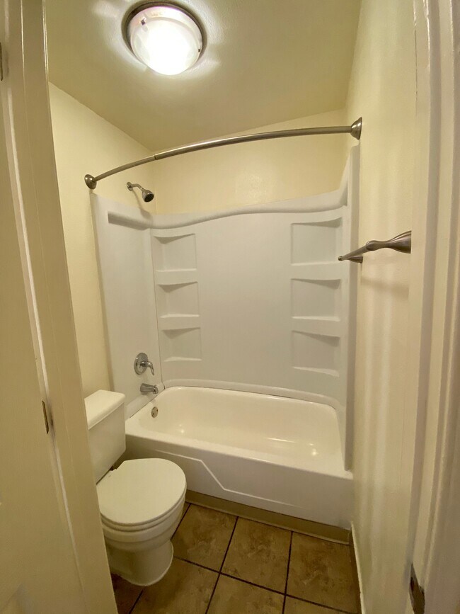 East Wind, Gresham, OR 97030 - photo 5