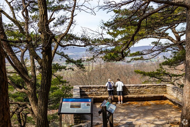 The views from the Middletown Overlook at Gambrill State Park never get old.