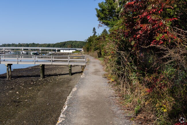 Fisherman's Walk meanders along the shoreline in York Harbor.