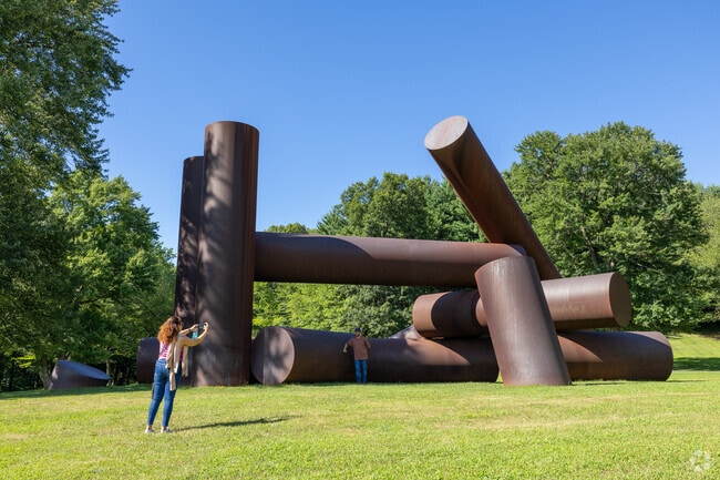 Alexander Liberman Adonai, 1970–71.