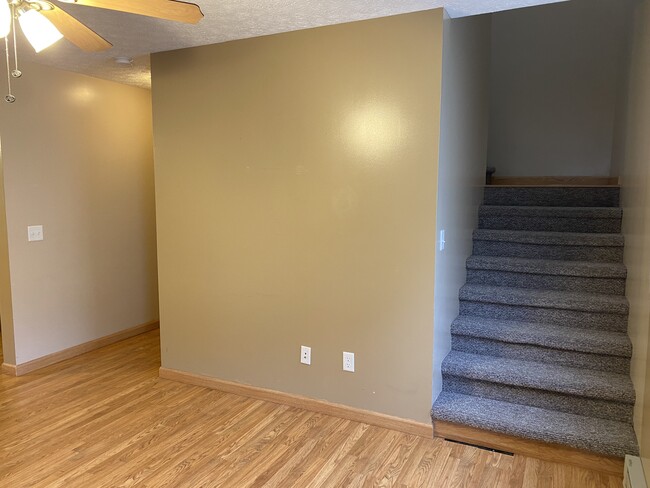 104 S Pleasant St unit 2, Georgetown, OH 45121 - photo 6