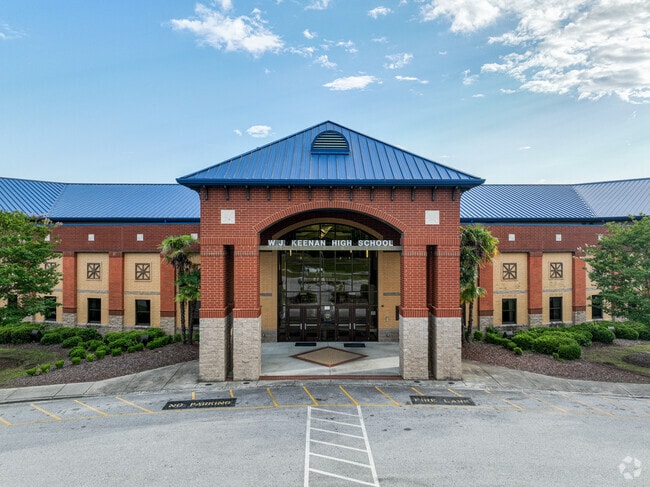 About Rochelle Heights | Schools, Demographics, Things to Do - Homes.com