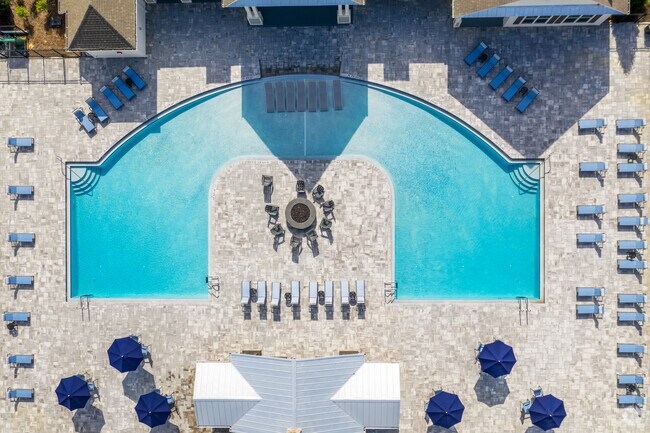 Infinity Hammock Bay, Freeport, FL 32439 - photo 5