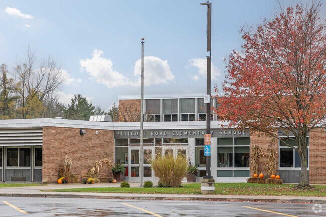 Ellicott Road Elementary School in Orchard Park offers kindergarten through fifth-grade classes.