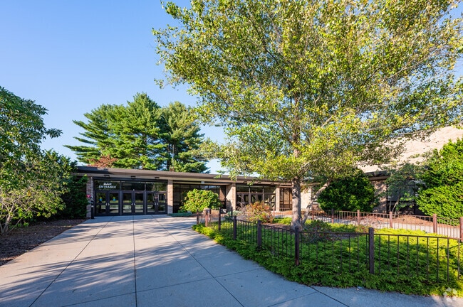 The Pilgrim High School campus is clean and well maintained.