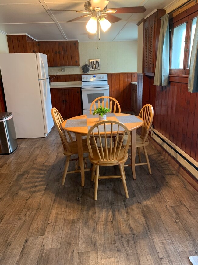 24 Standish St unit 25-26 College Housin, Plattsburgh, NY 12901 - photo 4