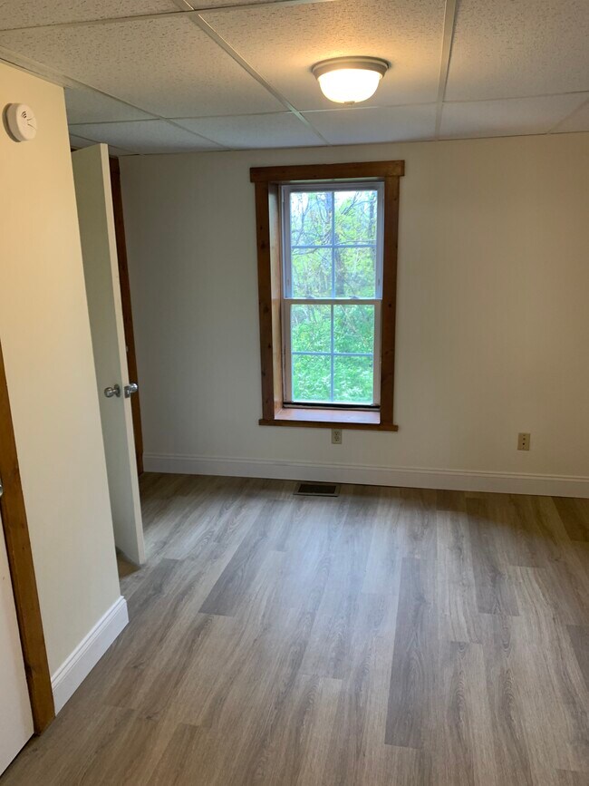 8 Dobbs St unit A, Morgantown, WV 26501 - photo 5