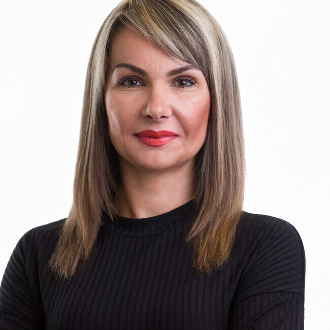 Agent Photo