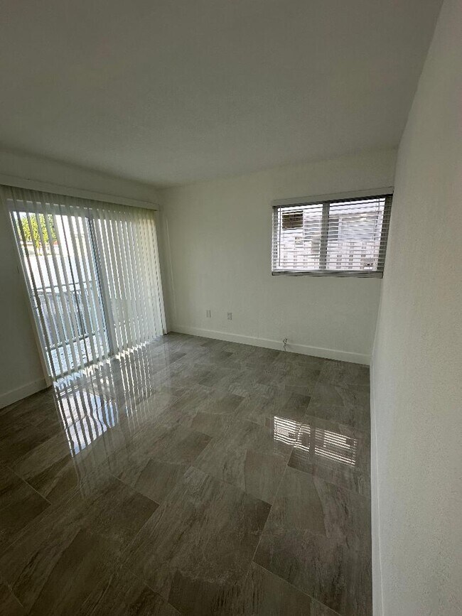 745 82nd St unit 1, Miami Beach, FL 33141 - photo 4