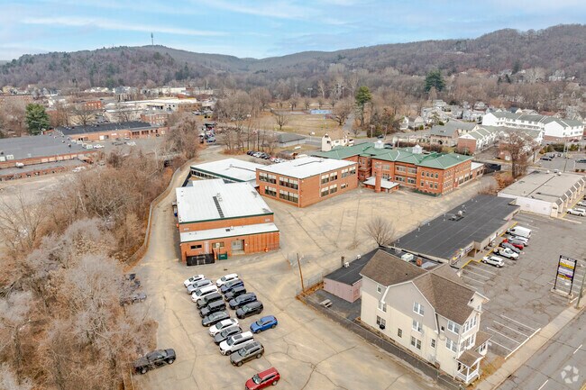 Sprague Elementary School is located on Thomaston Avenue in the Waterville neighborhood of Waterbury.