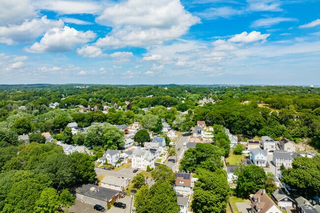 The Pleasant Hills neighborhood in Saugus, MA is centrally located and close by to many shopping and recreation area.