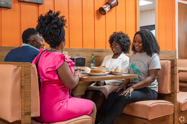 Kwetu African restaurant is serving up delicious Congolese food near Cloverleaf.