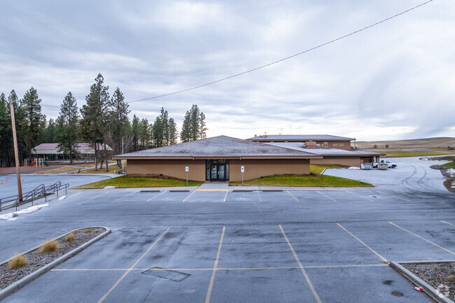 Liberty Elementary and junior high are located close to Spangle.