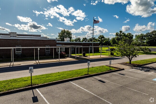 Oakland Elementary School