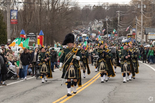 The Mahopac St. Patrick’s Day Parade fills the streets with Irish pride, music, and community celebration.