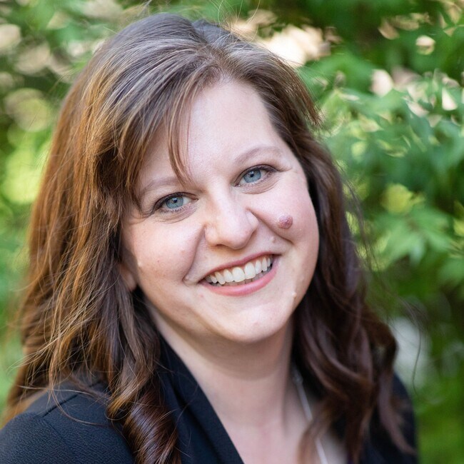 Kimberly Bump Real Estate Agent in Eau Claire, WI