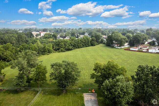 A lot of open green space at Georgian Heights Park in Georgian Heights.