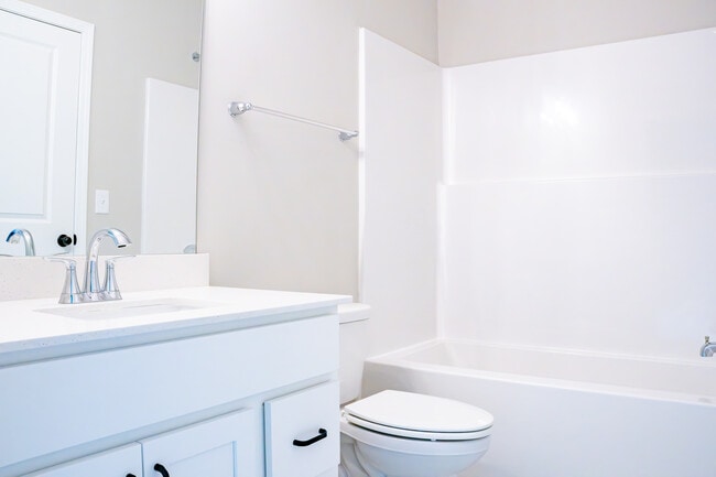 2001 Hereford Ln, Columbus, GA 31904 - photo 4