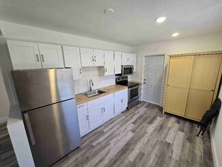 236 SE 9th Ave, Deerfield Beach, FL 33441